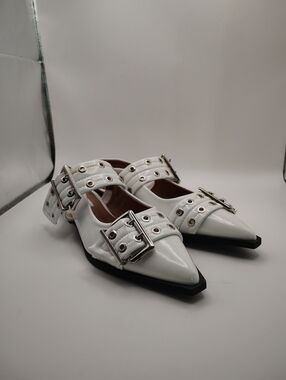 NWOT Forever Link Rivets-09 White Patent Buckle Flats Slingback W Sz 8.5